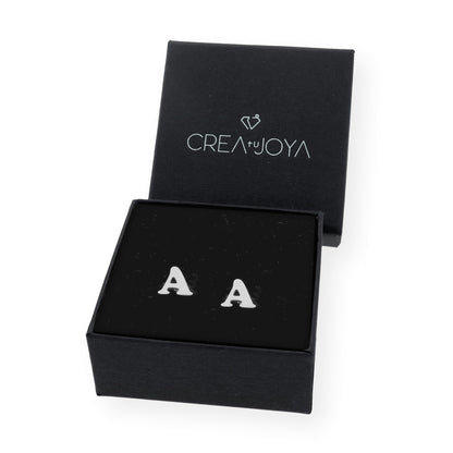 Pendiente Selene Inicial en Plata 925 y Baño Oro 18k