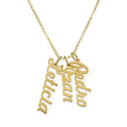 Colgante Delia Nombre en Plata de Ley 925 y baño Oro 18k