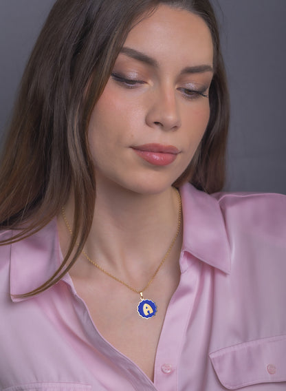 Colgante Alba en color e Inicial en Plata de ley 925 y baño Oro rosa 18k