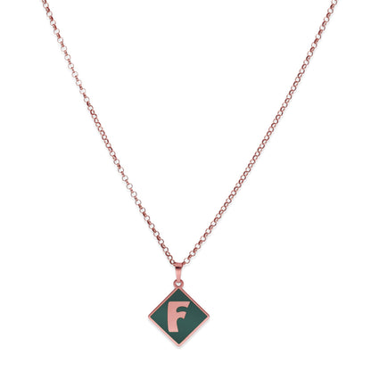 Colgante Olivia en color e Inicial en Plata de ley 925