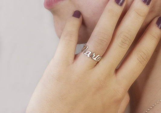 Anillo Nombre en Plata de Ley 925 y baño Oro 18k