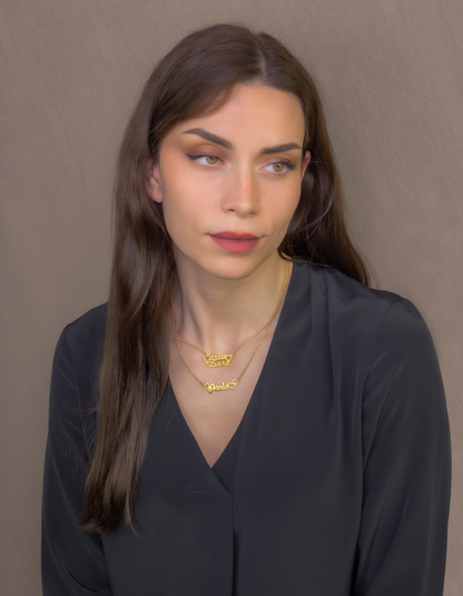 Colgante Nombre con Corazones Nusa en Plata de Ley 925 y baño Oro rosa 18k