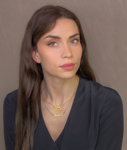 Colgante Nombre con Corazones Nusa en Plata de Ley 925 y baño Oro rosa 18k