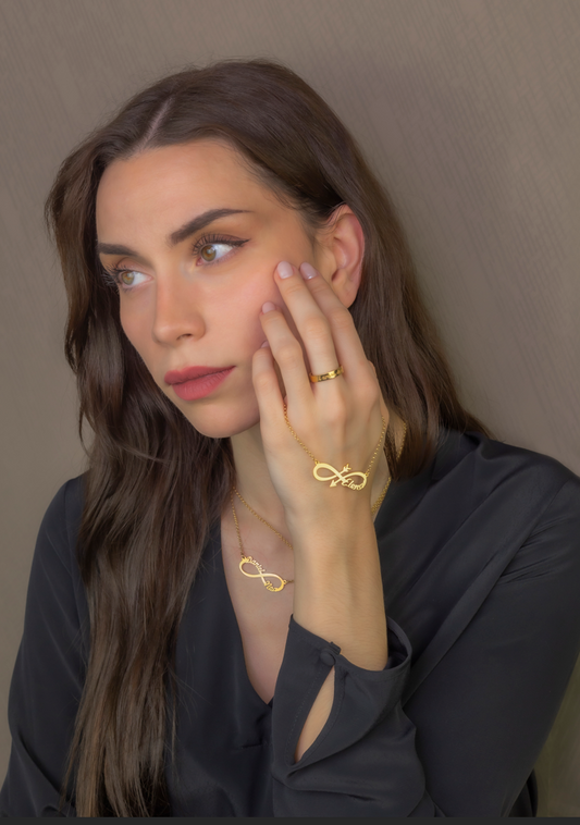 Colgante Infinito con Nombres de Plata 925 y baño Oro rosa 18k