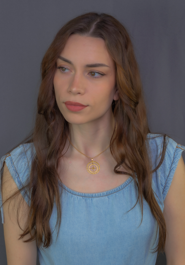 Colgante Brújula "Mi Destino" en Plata de Ley 925 y baño Oro rosa 18k