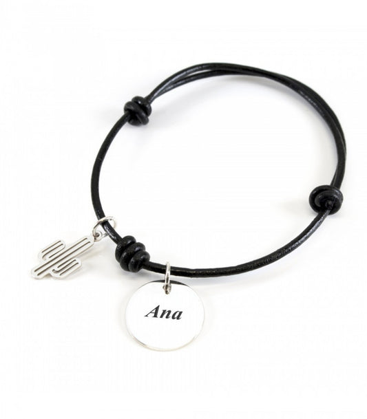 Pulsera de cuero con dije y cactus