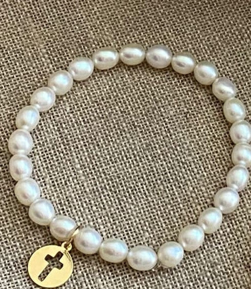 Pulsera de Perlas para Comunión con Medalla de Cruz en Plata 925