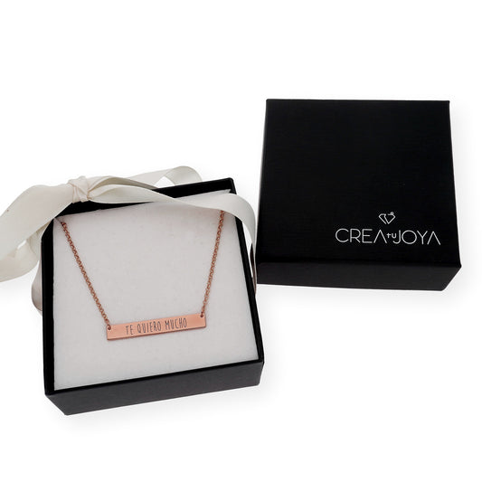 Colgante Frase Xenia en Plata 925 con Baño de Oro Rosa 18k