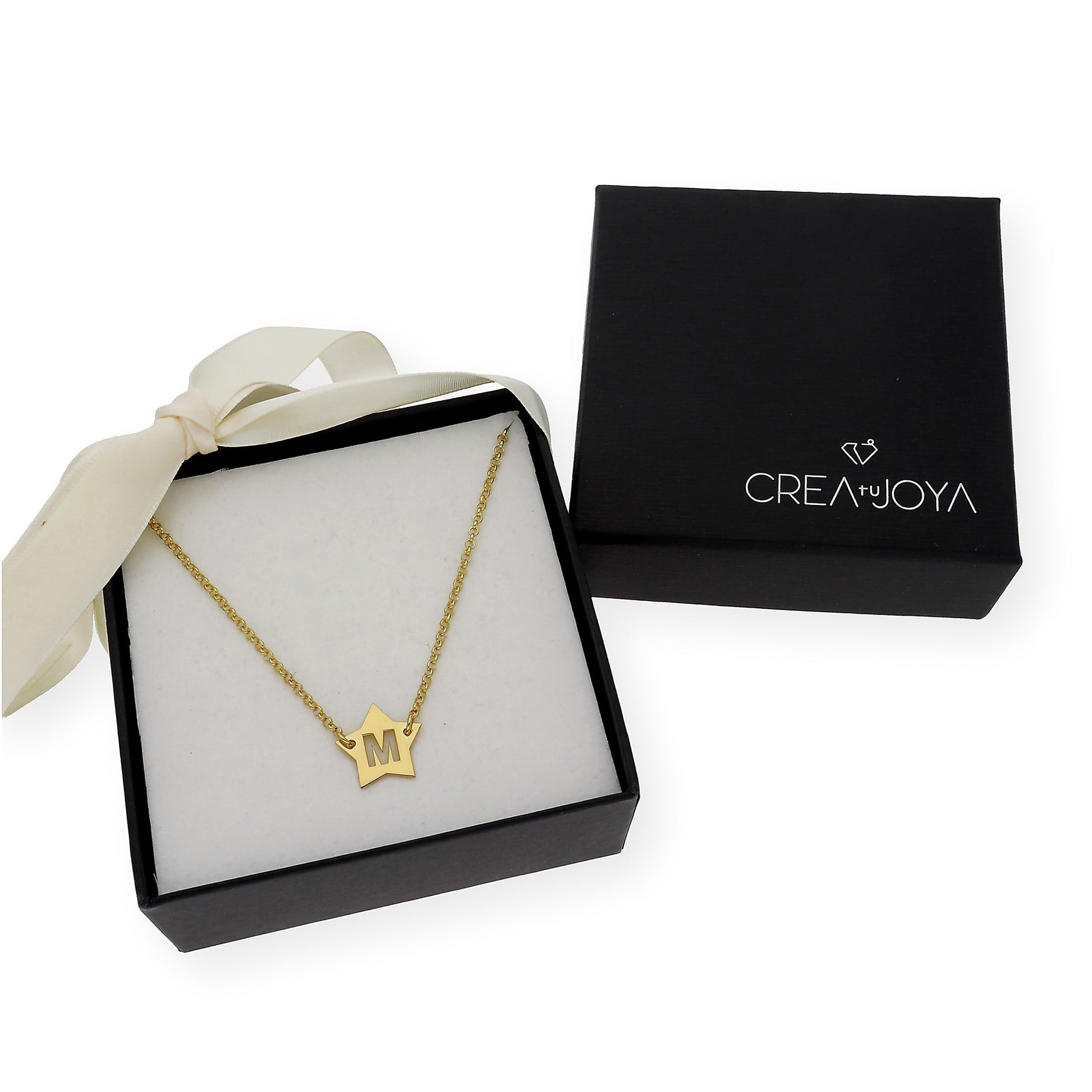 Colgante Astrid Estrella con Inicial Calada en Plata 925 y Baño de Oro 18k