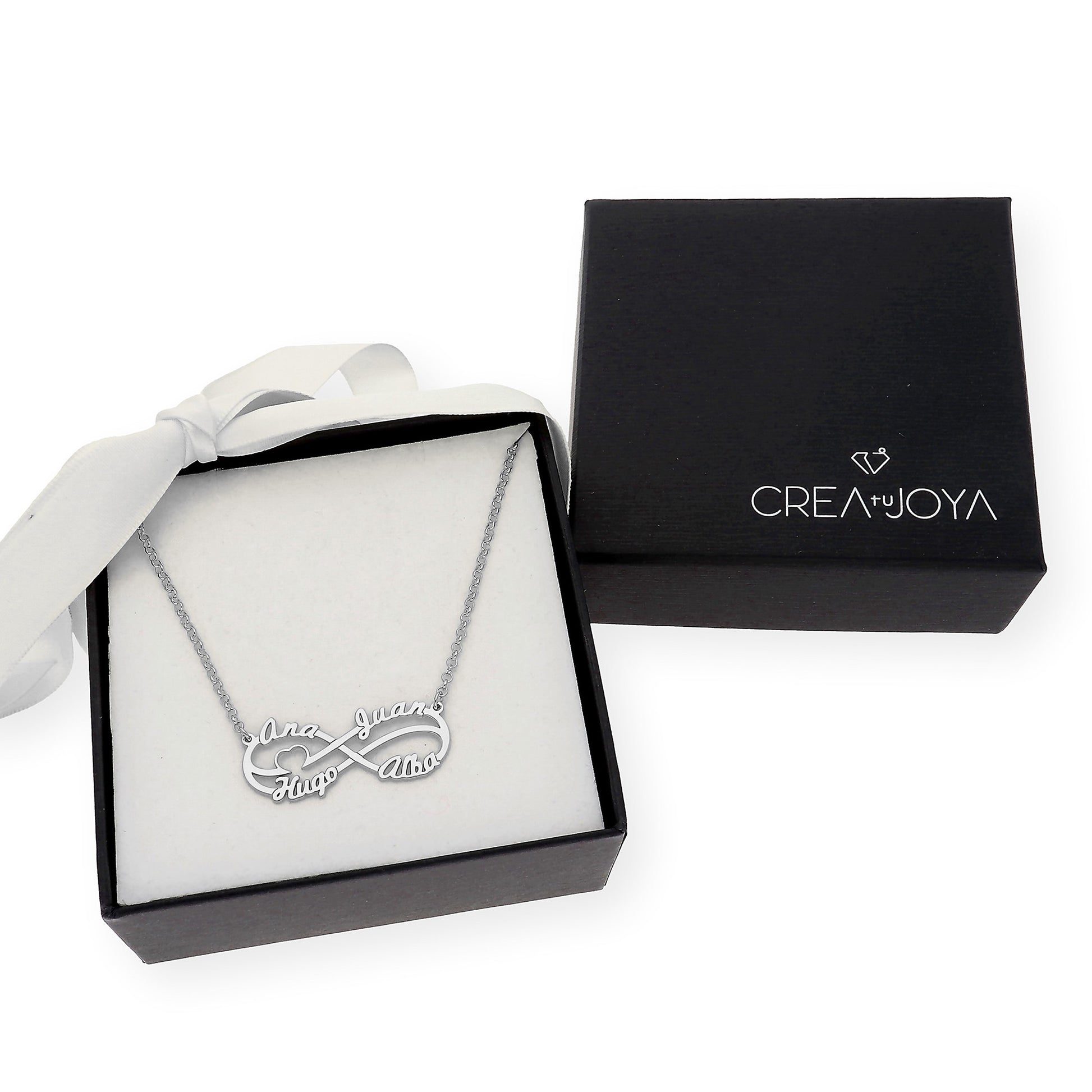 Colgante Infinito Cyrilla Cuatro Nombres en Plata 925 con Baño de Oro Rosa 18k